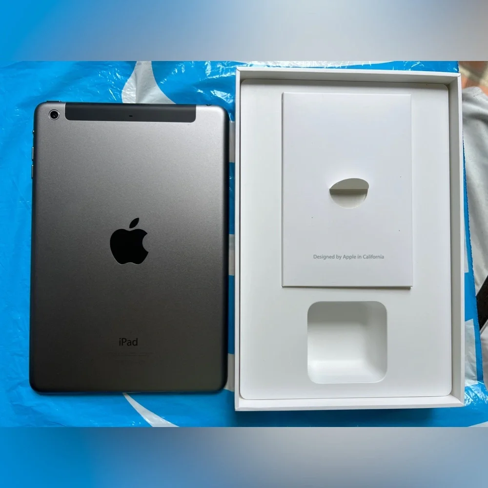 iPad Mini 2 WiFi Cellular 16GB AT&T- Space Gray- Great Condition!
